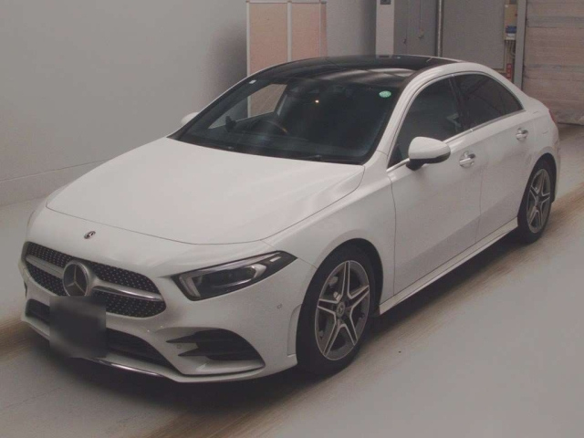 MERCEDES BENZ A CLASS 2021