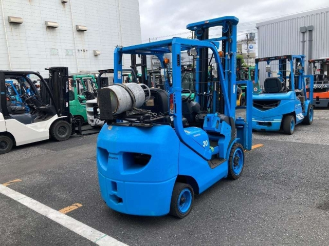 KOMATSU FORKLIFT 2017
