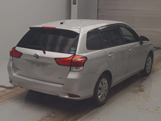 TOYOTA COROLLA FIELDER 2016