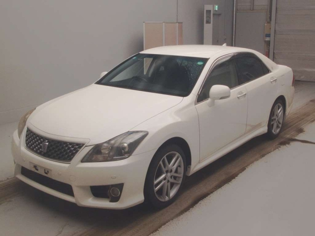 TOYOTA CROWN 2012