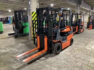 TOYOTA FORKLIFT