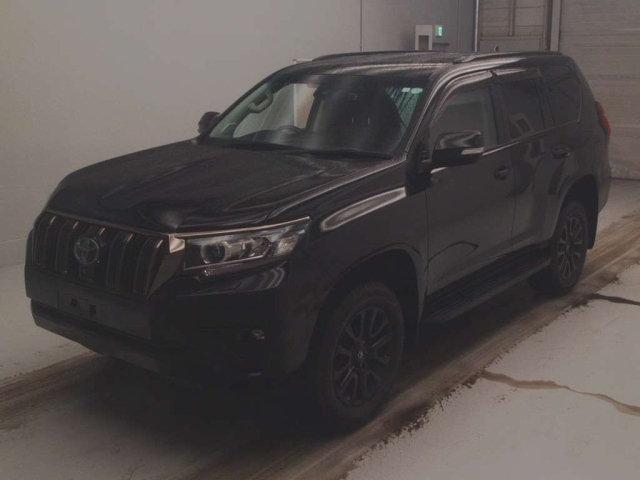 TOYOTA LAND CRUISER PRADO 2022