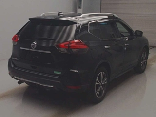 NISSAN X-TRAIL 2018