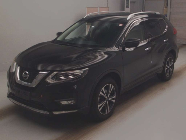 NISSAN X-TRAIL 2018