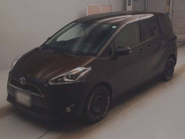 TOYOTA SIENTA 2017