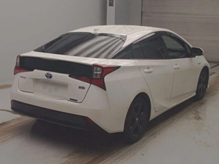 TOYOTA PRIUS 2019