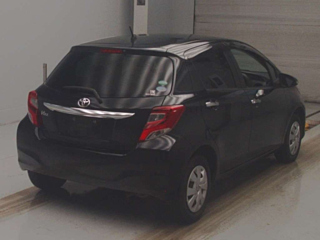TOYOTA VITZ 2016