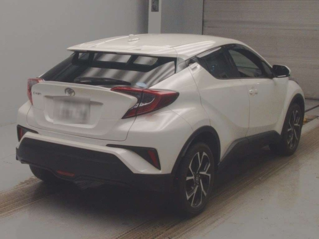 TOYOTA C-HR 2018
