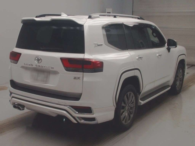 TOYOTA LAND CRUISER 2024