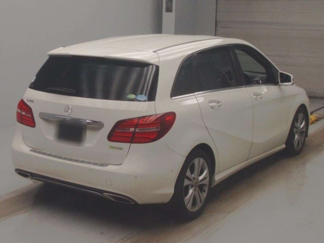 MERCEDES BENZ B CLASS 2018