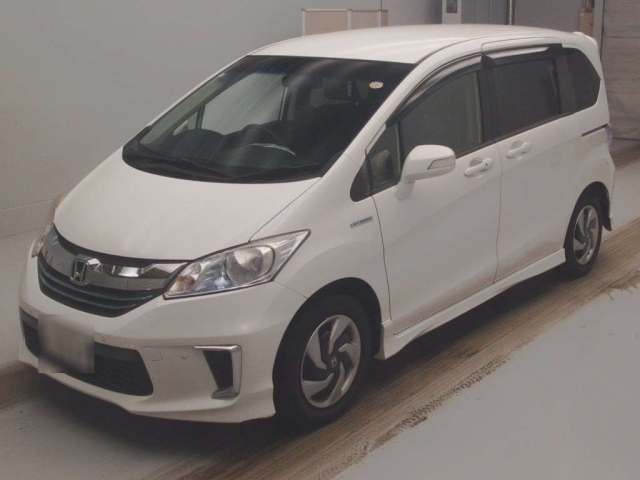 HONDA FREED 2016