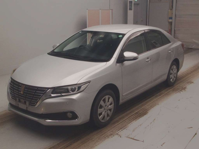 TOYOTA PREMIO 2017
