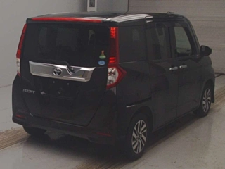 TOYOTA ROOMY 2019