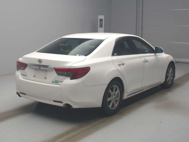 TOYOTA MARK X 2016