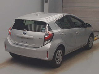 TOYOTA AQUA 2018