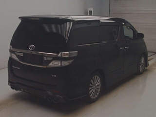 TOYOTA VELLFIRE 2013