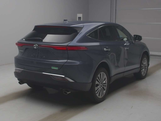 TOYOTA HARRIER 2022