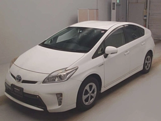 TOYOTA PRIUS 2014