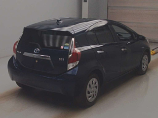 TOYOTA AQUA 2016
