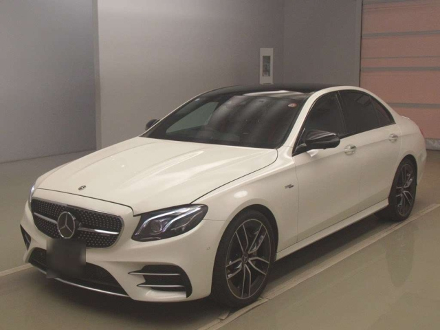 MERCEDES BENZ AMG 2020