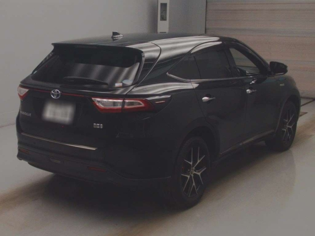 TOYOTA HARRIER 2018