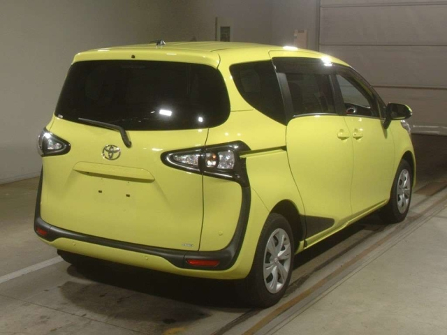 TOYOTA SIENTA 2020