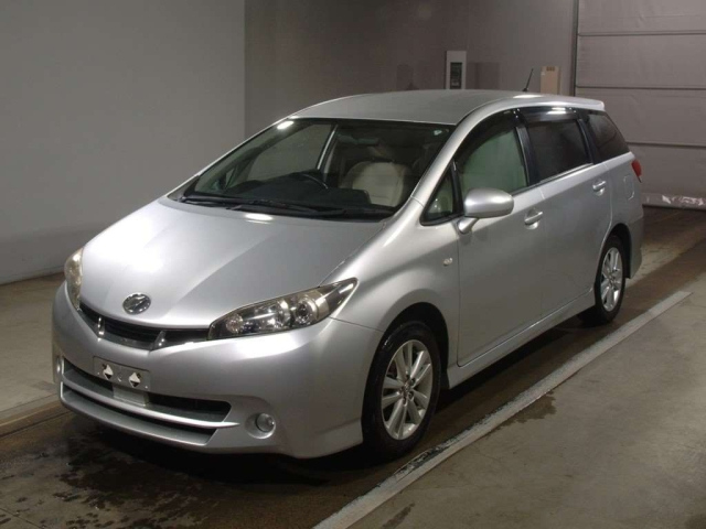 TOYOTA WISH 2009