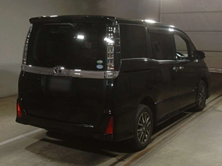 TOYOTA VOXY 2015