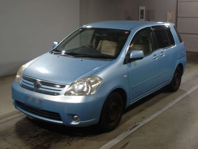 TOYOTA RAUM 2008