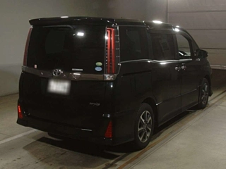 TOYOTA NOAH 2019