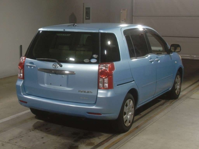 TOYOTA RAUM 2008