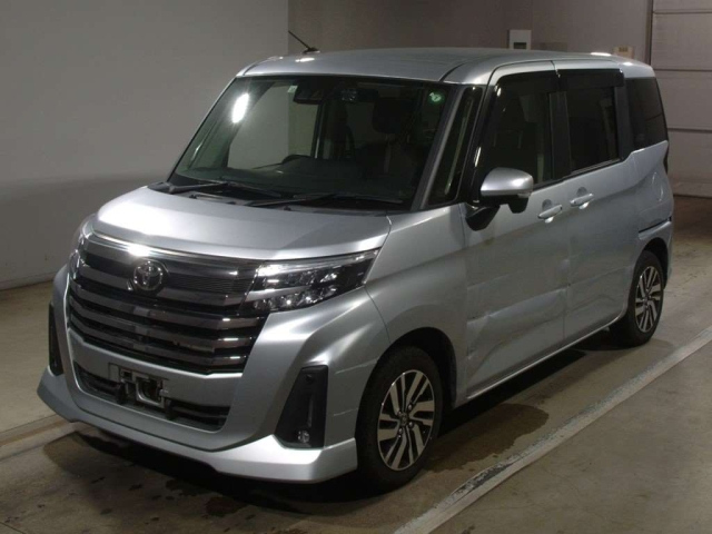 TOYOTA ROOMY 2022