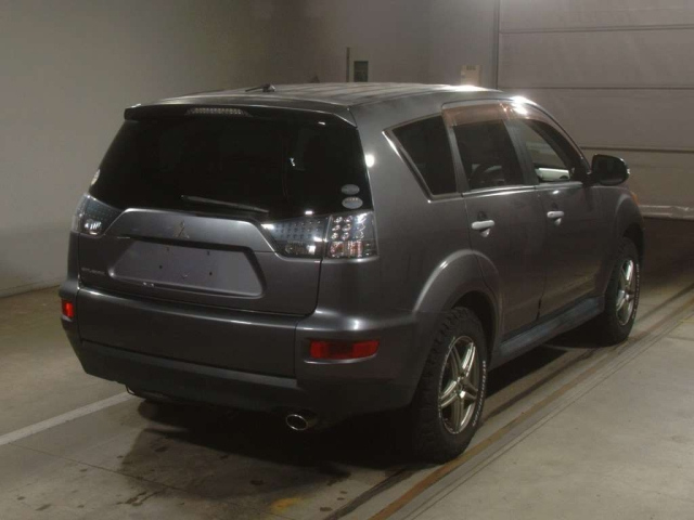 MITSUBISHI OUTLANDER 2010