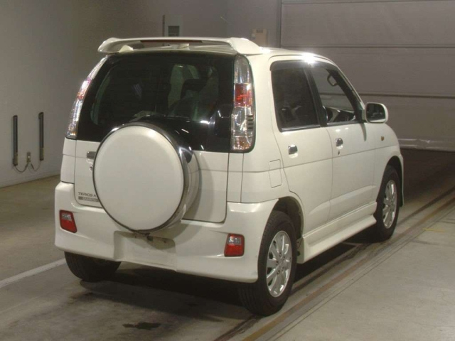 DAIHATSU TERIOS KID 2011