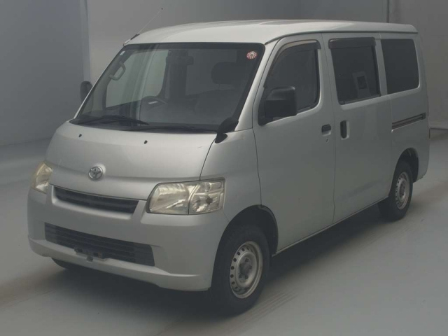 TOYOTA LITE ACE VAN 2018