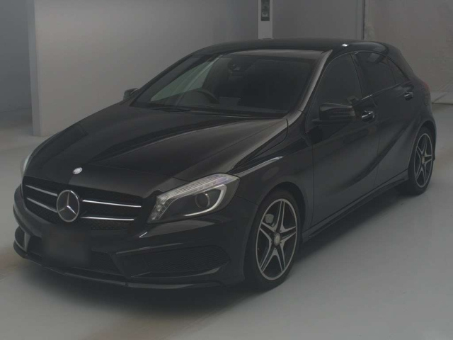 MERCEDES BENZ A CLASS 2015