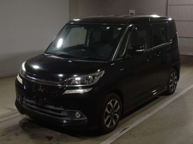 MITSUBISHI DELICA D2 2016