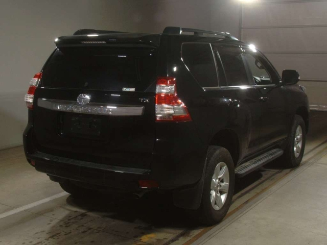 TOYOTA LAND CRUISER PRADO 2016