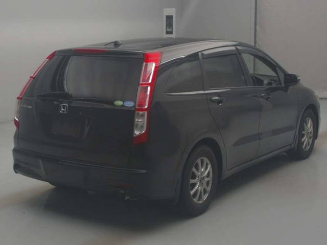 HONDA STREAM 2011