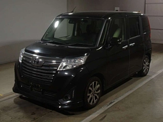 TOYOTA ROOMY 2020
