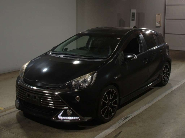 TOYOTA AQUA 2014