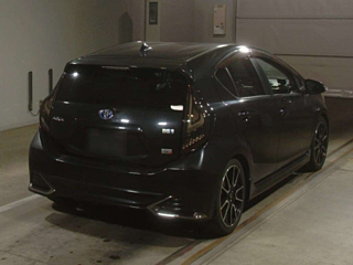 TOYOTA AQUA 2014