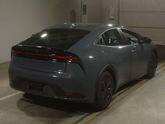 TOYOTA PRIUS 2023