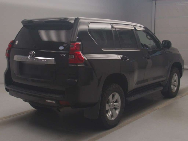 TOYOTA LAND CRUISER PRADO 2019