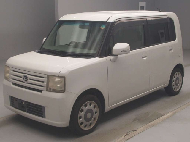 DAIHATSU MOVE CONTE 2011