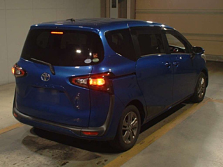 TOYOTA SIENTA 2016