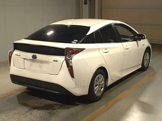TOYOTA PRIUS 2018
