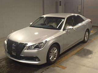 TOYOTA CROWN 2013