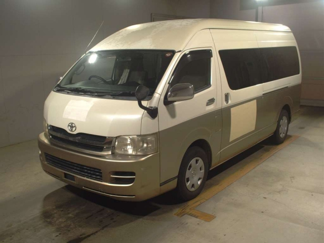 TOYOTA HIACE 2008