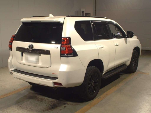 TOYOTA LAND CRUISER PRADO 2022